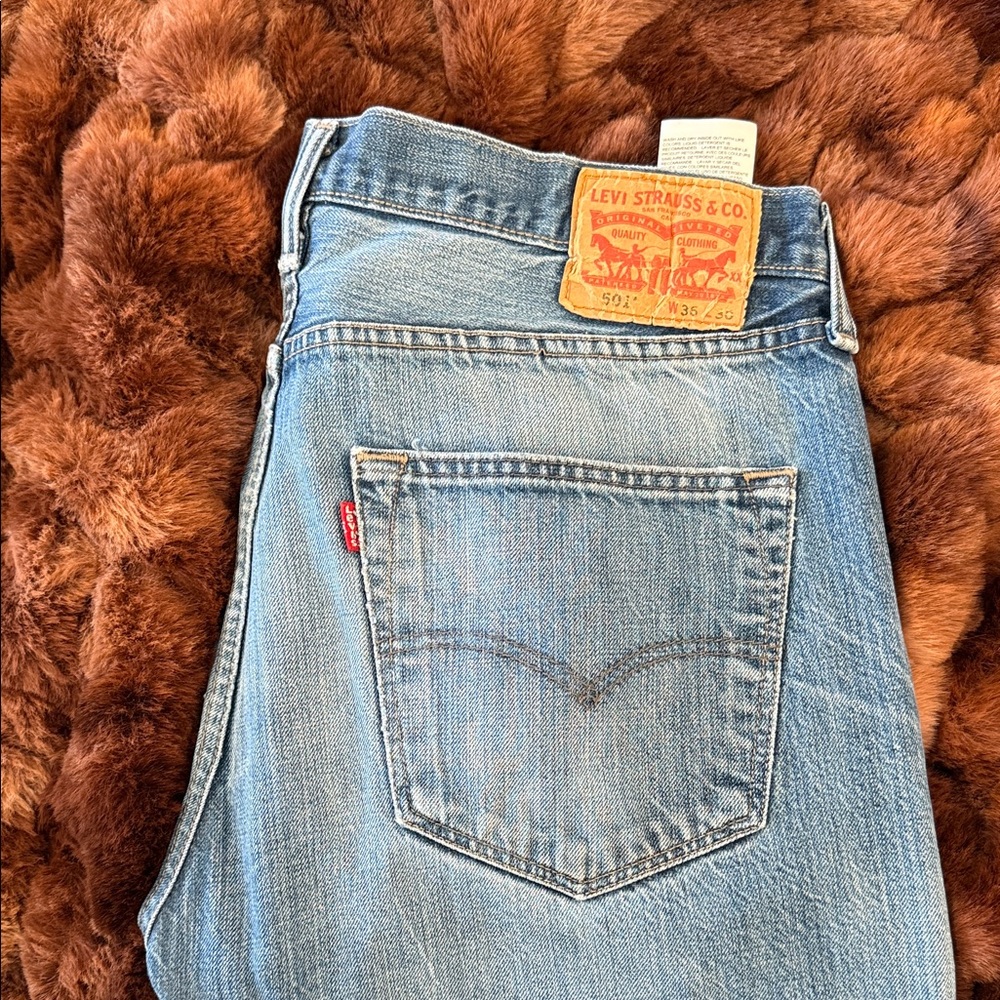 Vintage Levi's Light Blue Denim Jeans